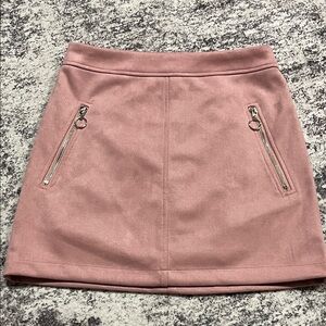 Elegant Pink Mini Skirt